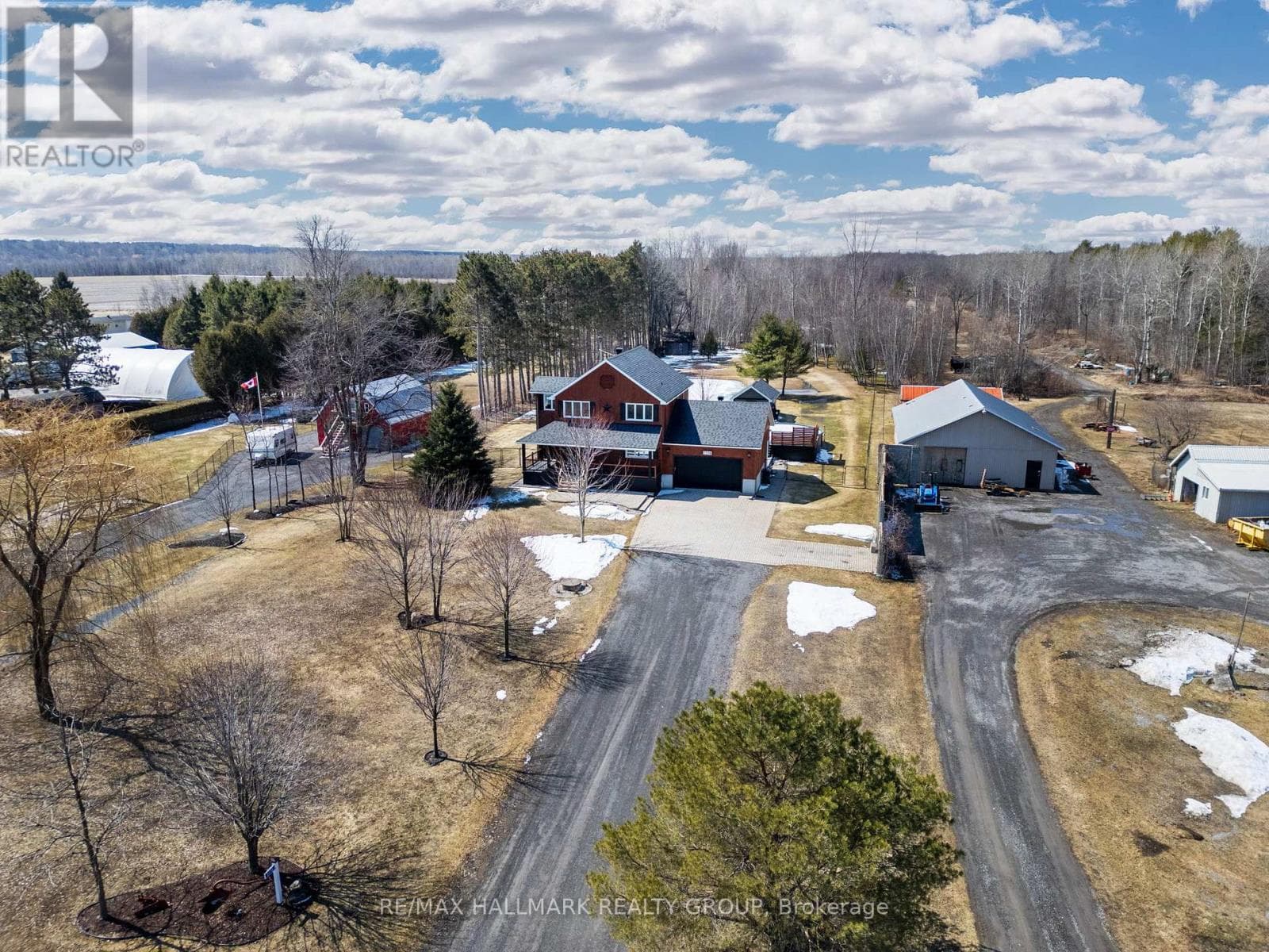 3778 BOUVIER ROAD photo 2