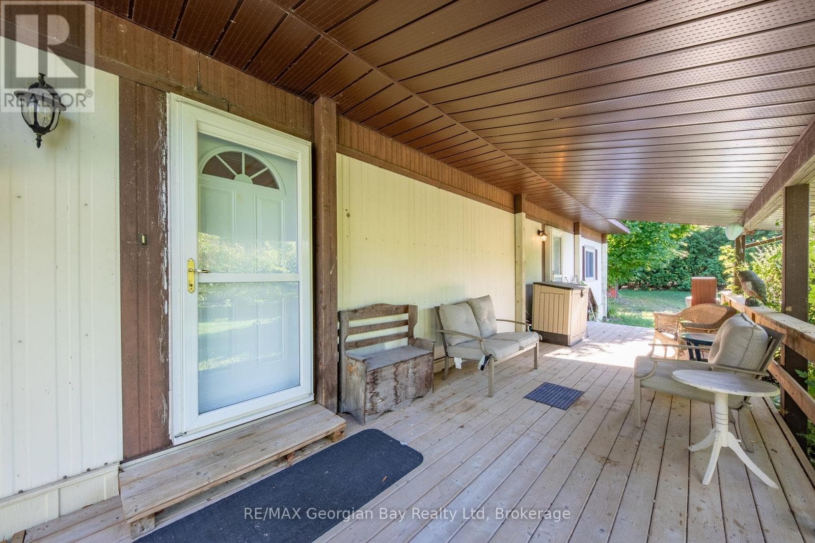 3 LAKESHORE ROAD photo 4