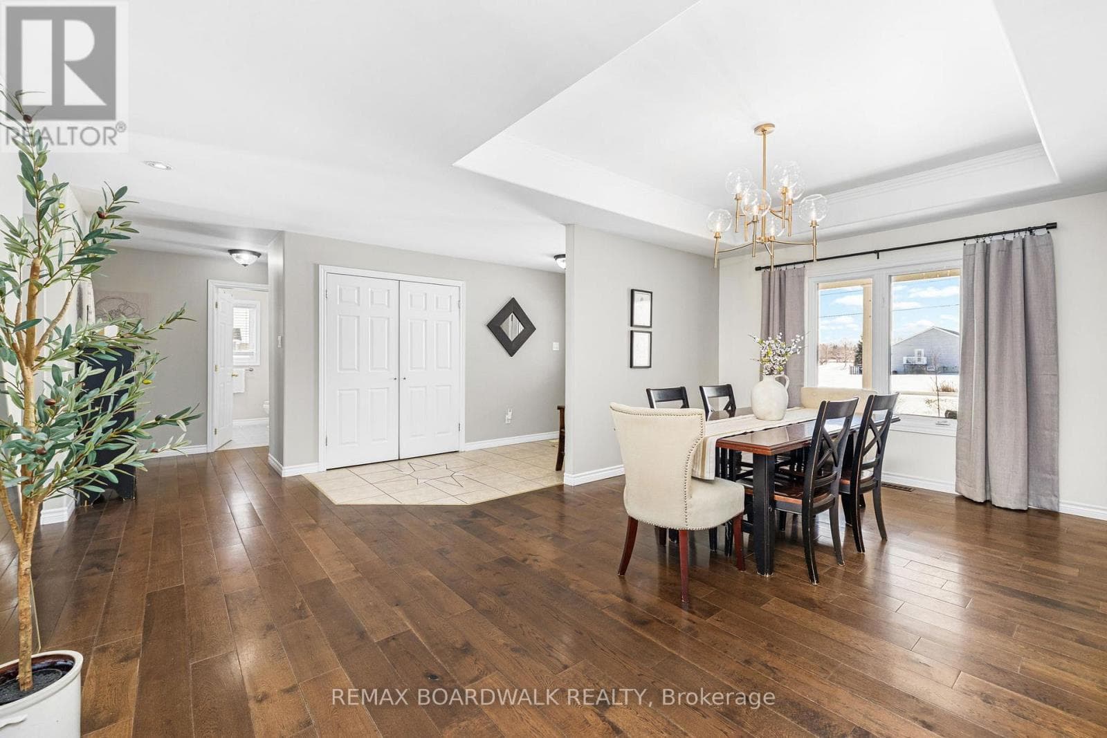 157 MACPHERSON WAY, RR #7 WAY photo 4