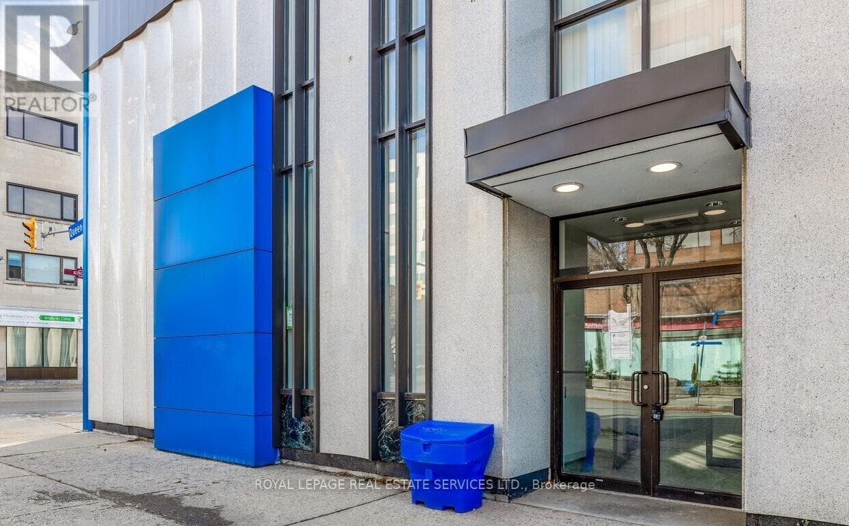 31 KING STREET photo 2