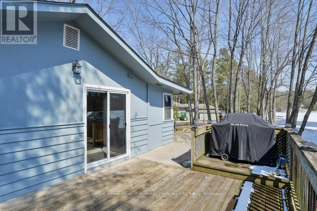 525 HIAWATHA ROAD photo 3