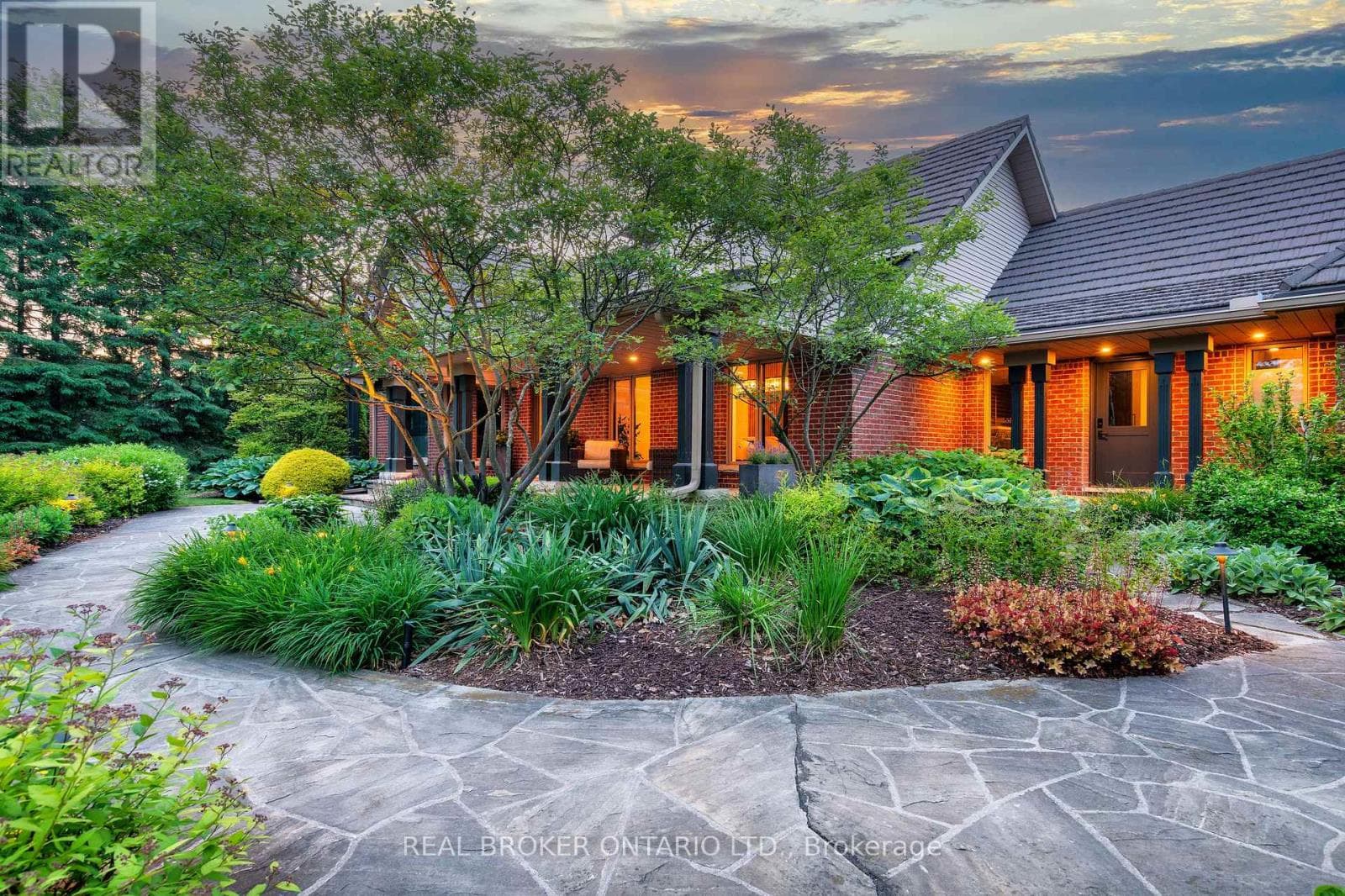 5 bed 4 bath single family at 18 FOX RUN DRIVE — $3,388,800