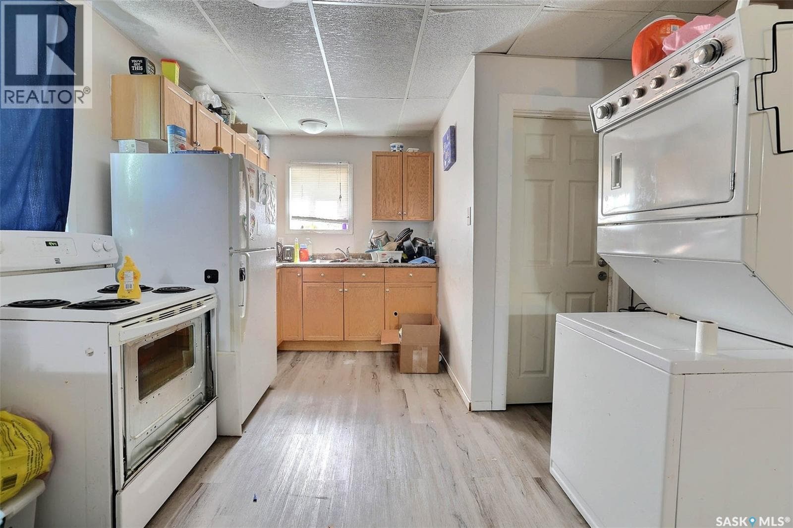 1001 Robinson STREET — photo 4