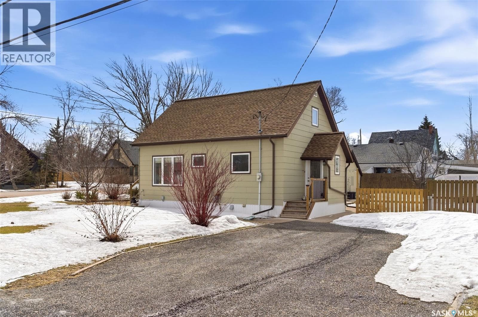 800 Pheasant STREET — photo 2