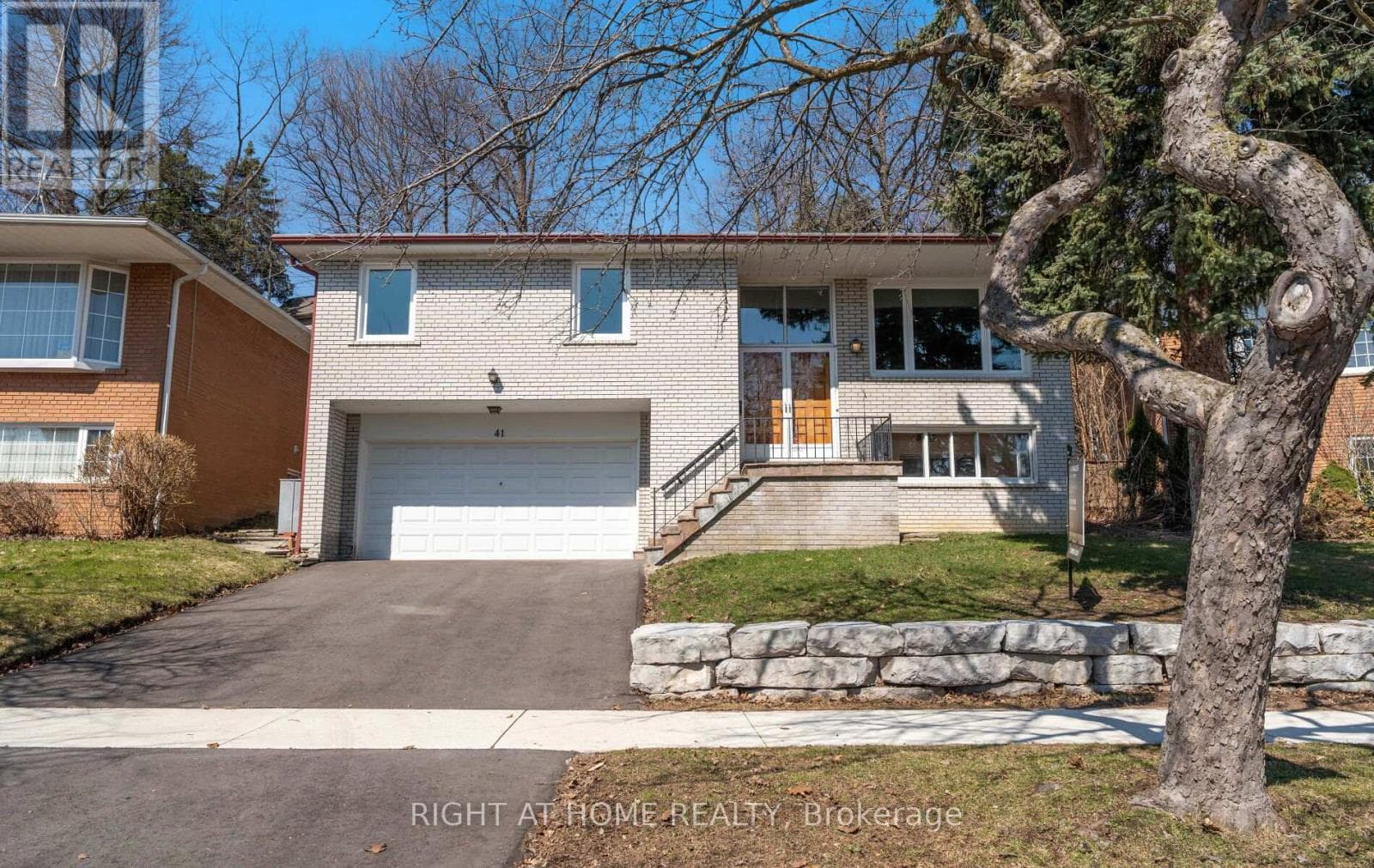 4 bed 3 bath single family at 41 KNOLL DRIVE — $1,497,000