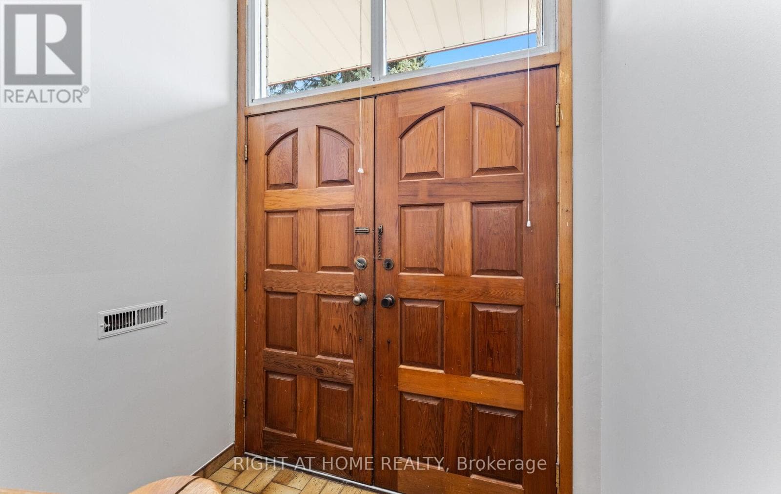 41 KNOLL DRIVE photo 5