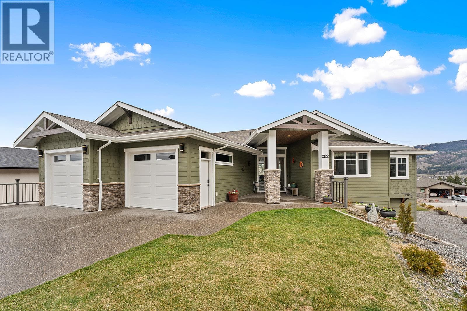 2122 Tramonto Court photo 2
