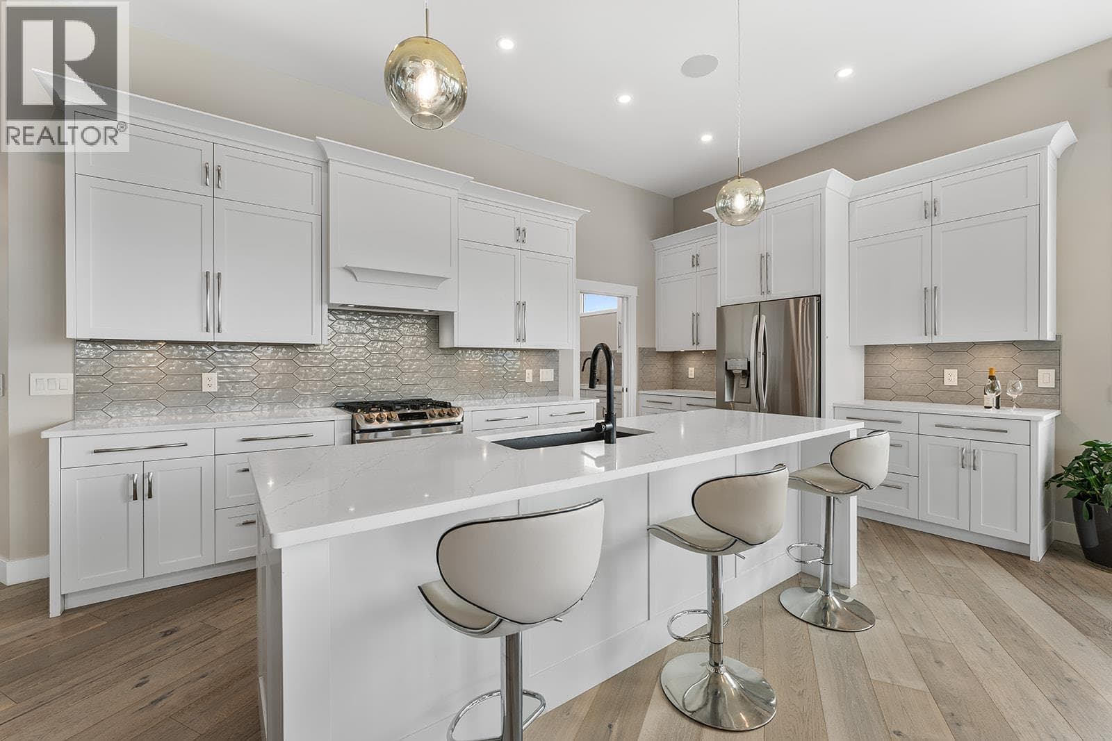 2122 Tramonto Court photo 4