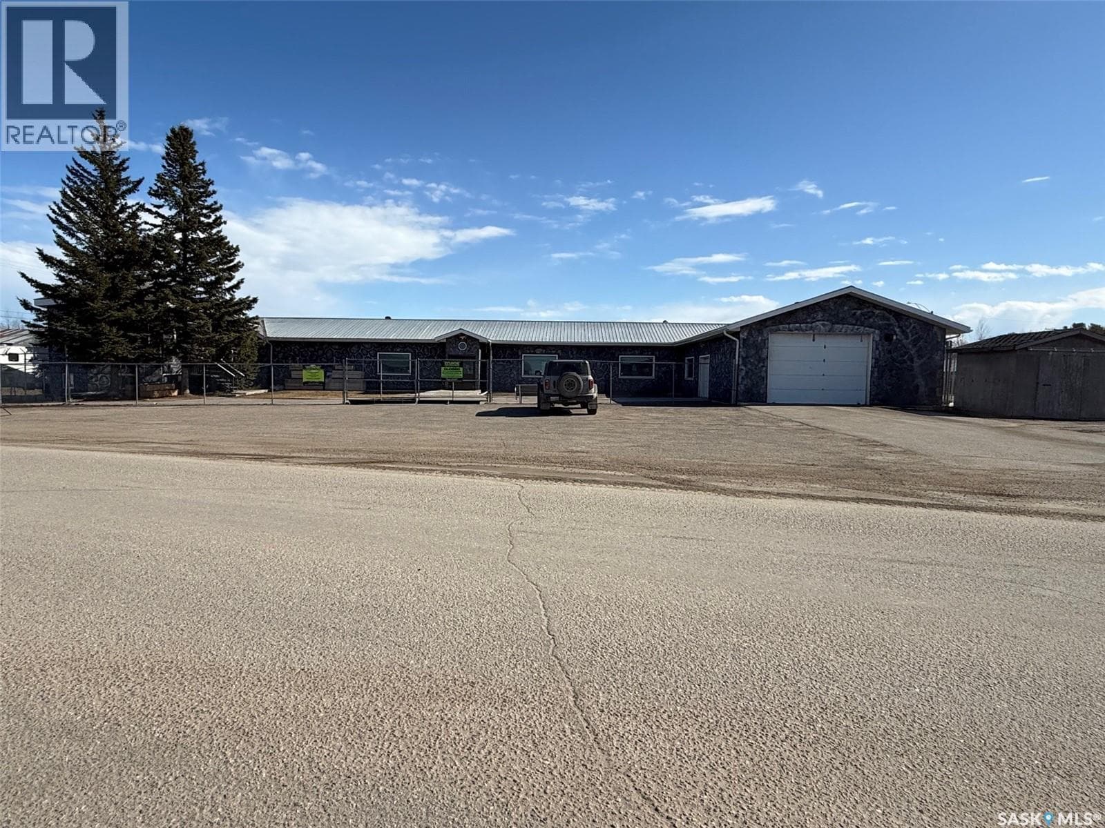 310 Husky AVENUE