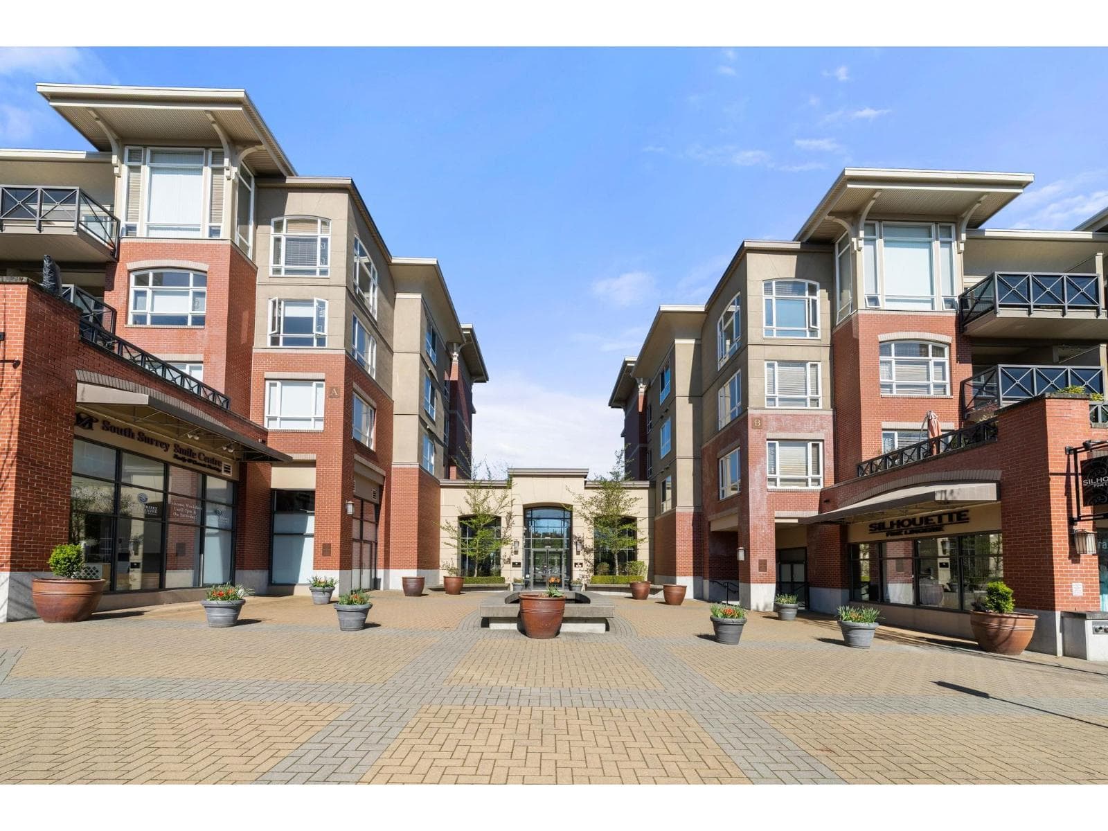1 bed 1 bath single family at 203 2970 KING GEORGE BOULEVARD — $510,000