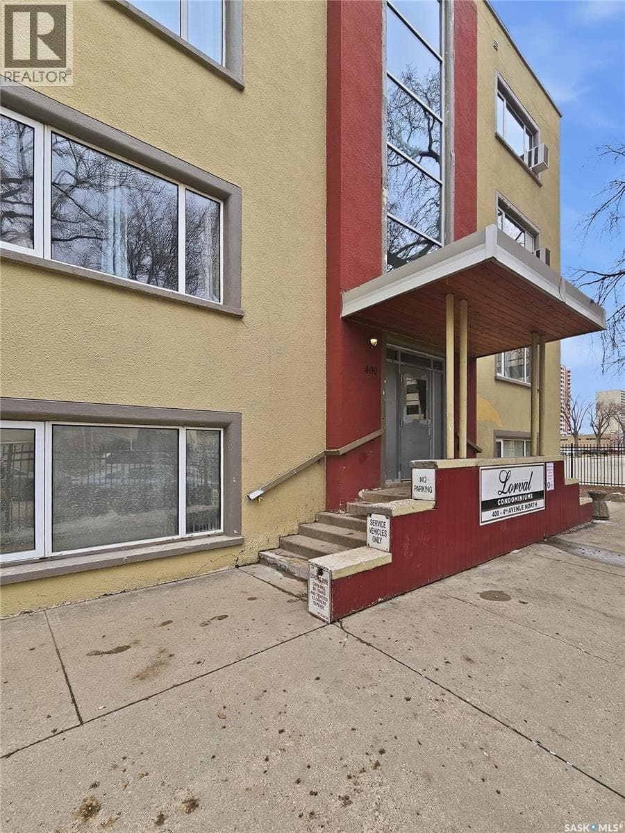12 400 4th AVENUE N — photo 2