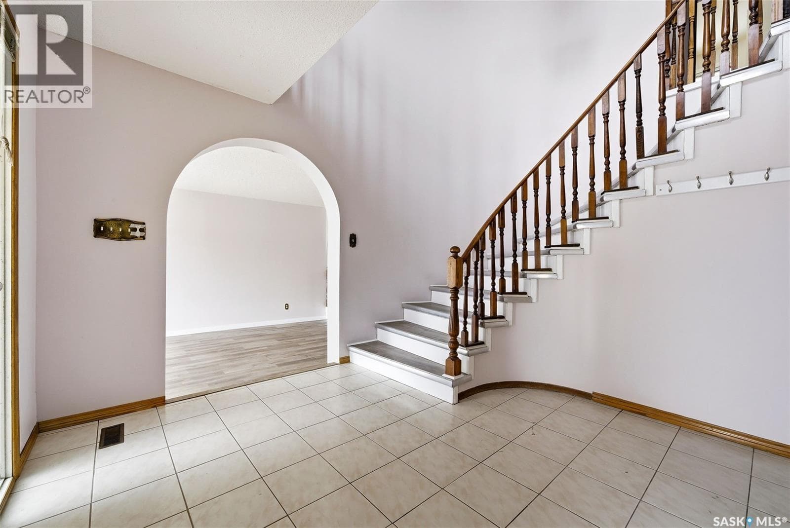 30 Dalhousie WAY — photo 4