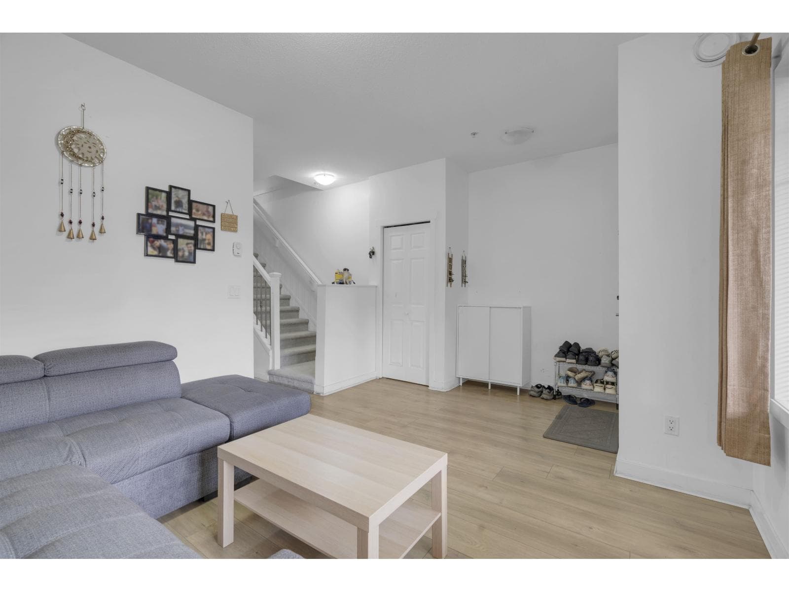 235 13958 108 AVENUE photo 2