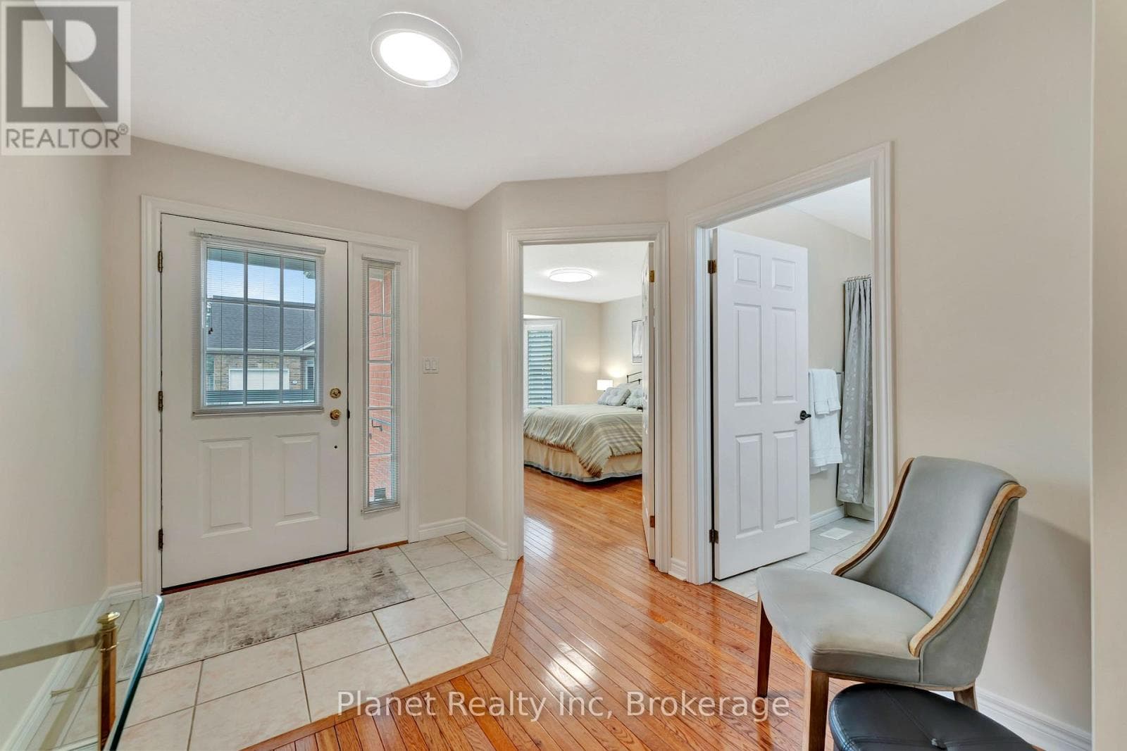 16 WINTERBERRY LANE photo 3