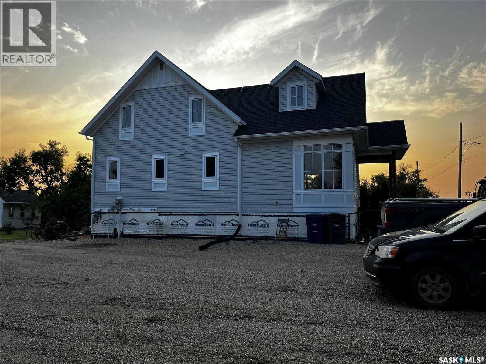 1306 Assiniboia AVENUE — photo 2