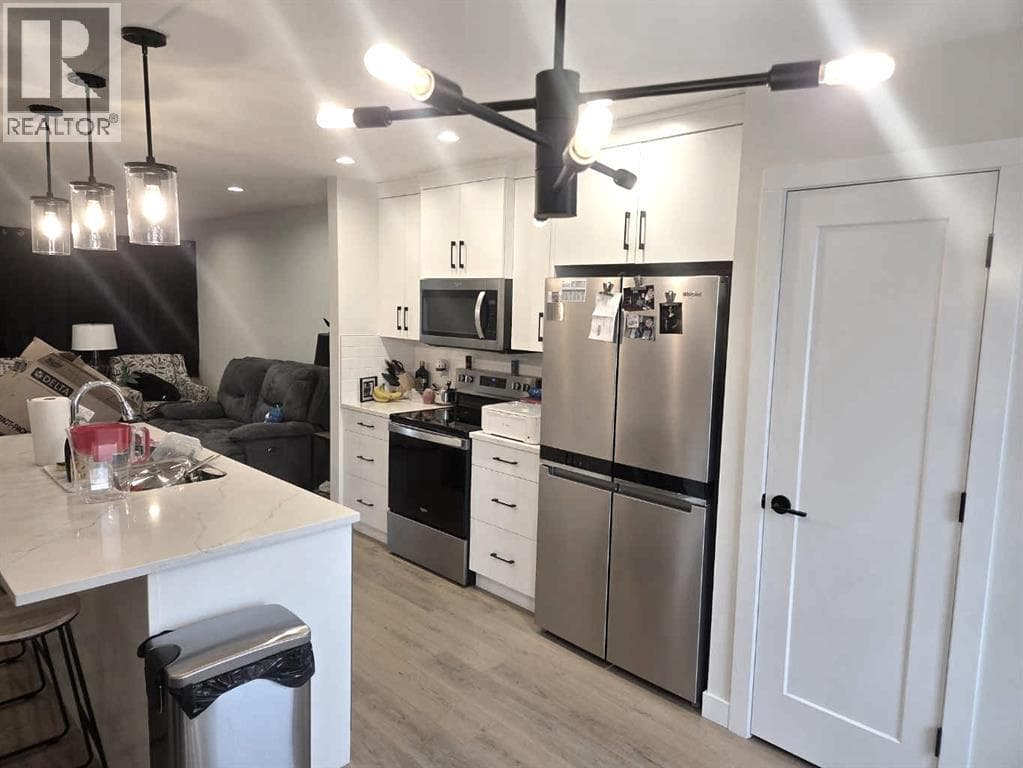 A & B, 50 Sage Brush Avenue — photo 2