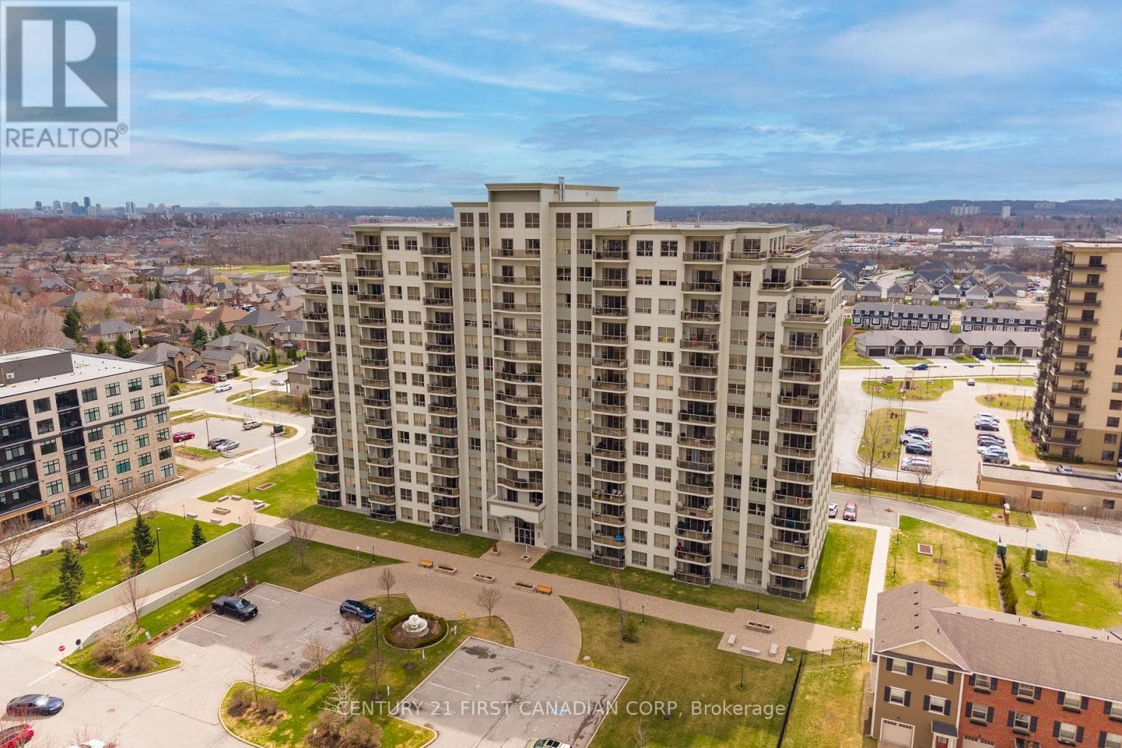 307 - 1030 CORONATION DRIVE photo 2