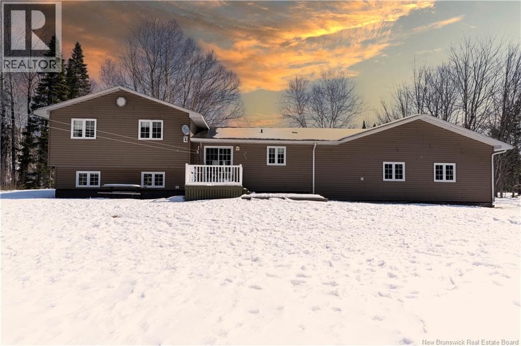32 North Boom Road photo 2
