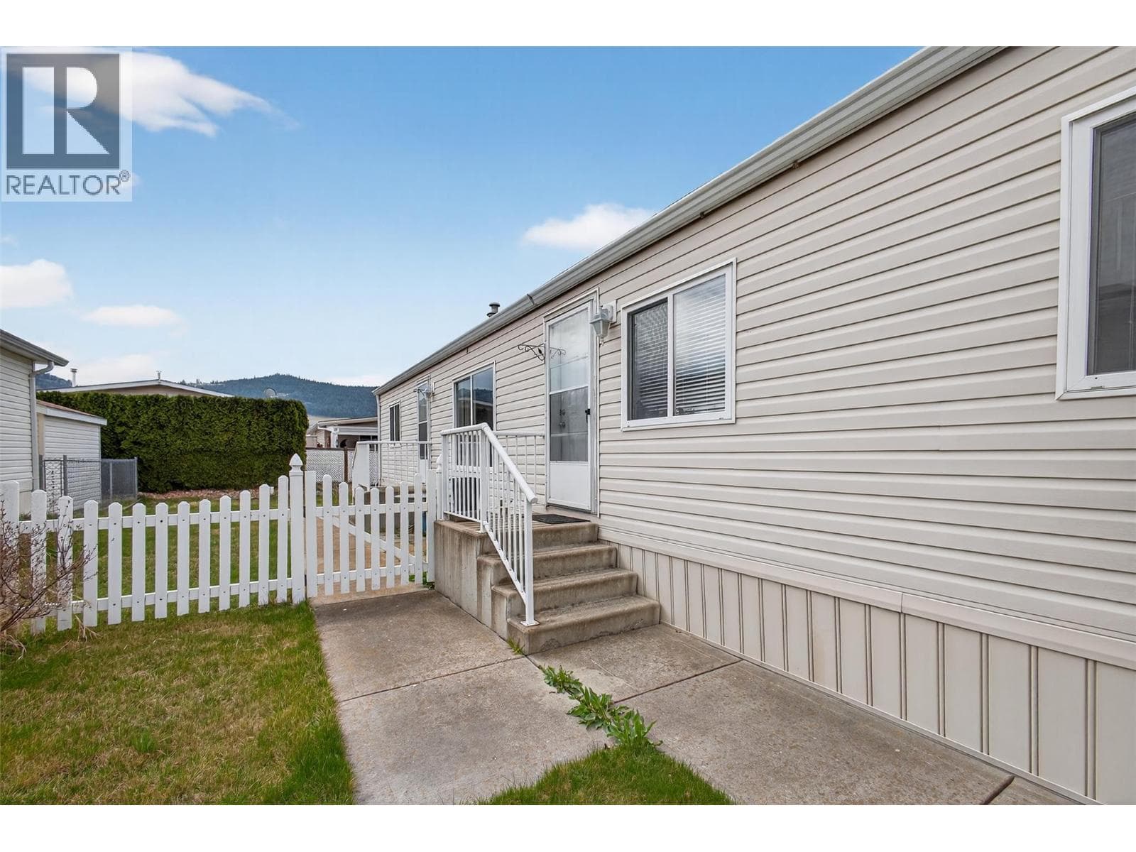 6688 Tronson Road Unit# 29 photo 3