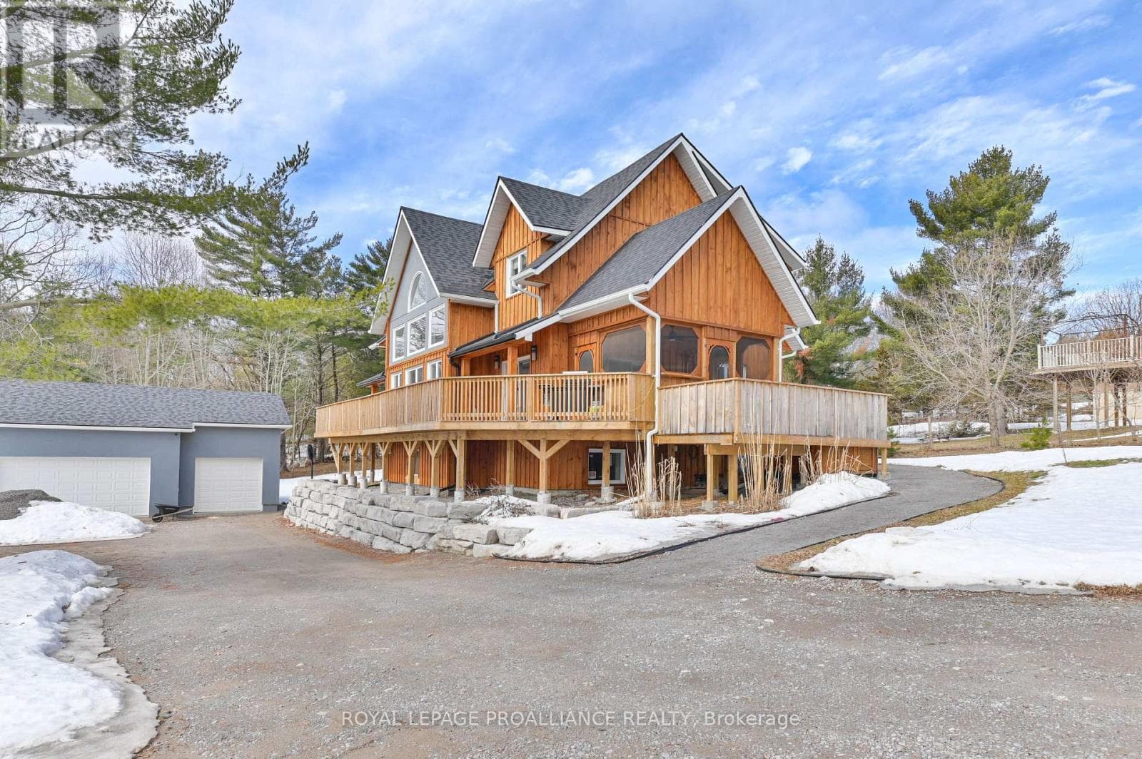 206 FIDDICK ROAD photo 4