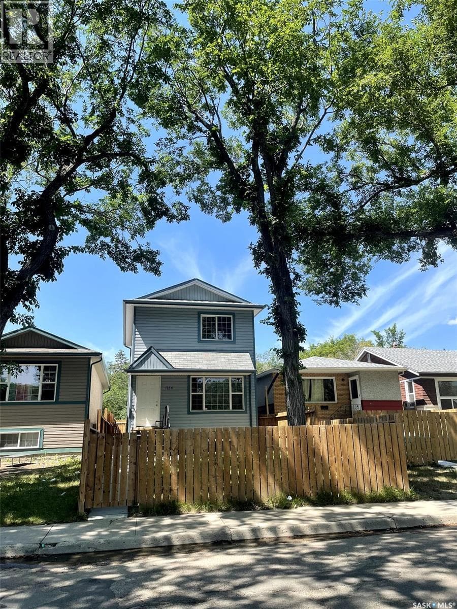 1154 Retallack STREET — photo 2