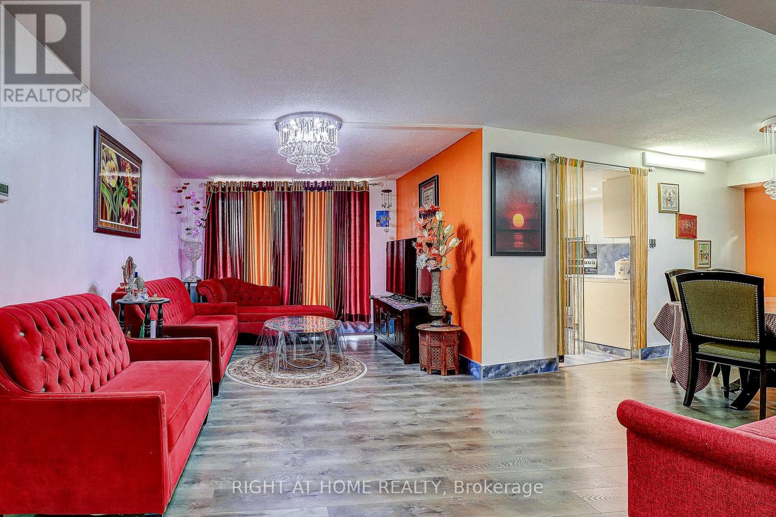 3 bed 2 bath single family at 605 - 757 VICTORIA PARK AVENUE — $639,000