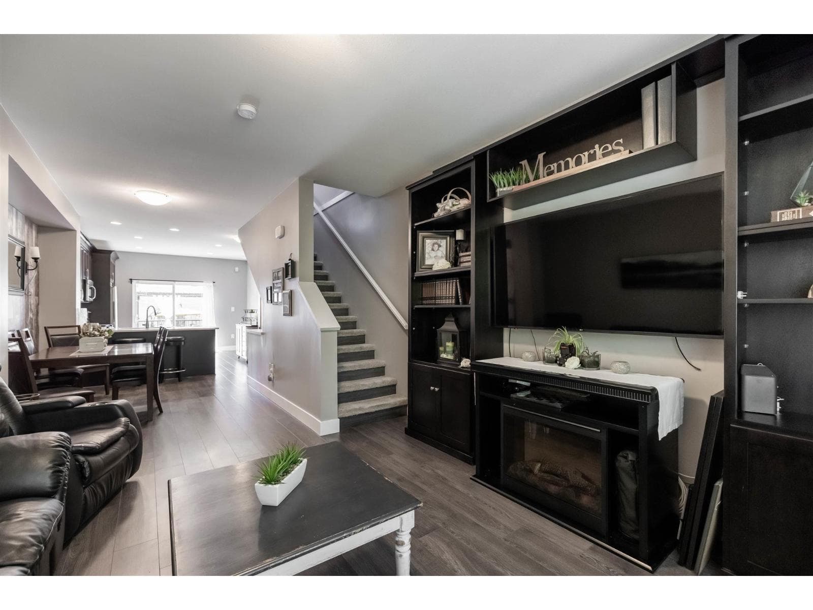 10 19180 65 AVENUE photo 4
