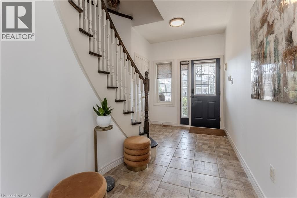 2121 PROSPECT Street photo 5
