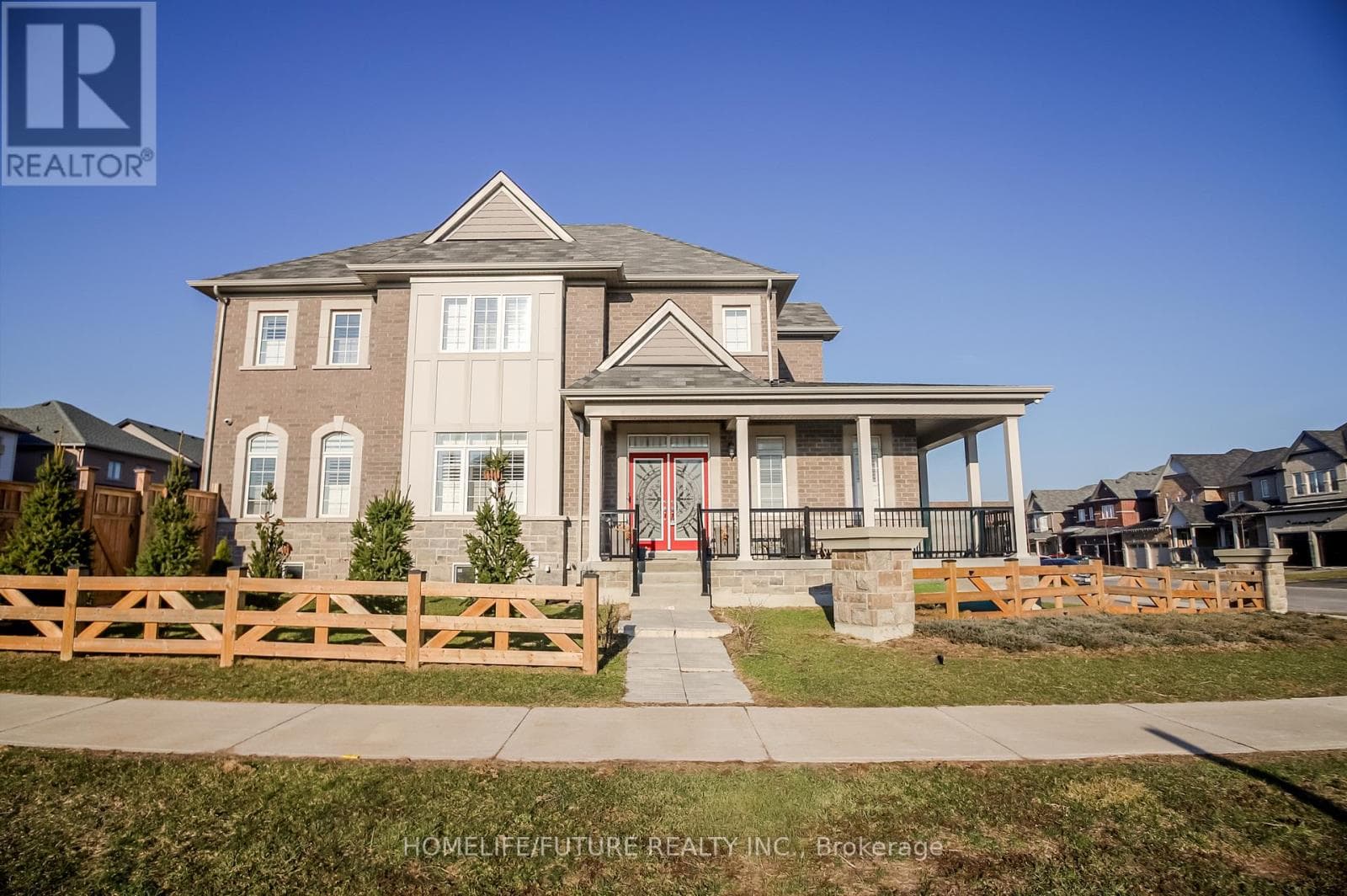 140 RONALD HOOPER AVENUE photo 3