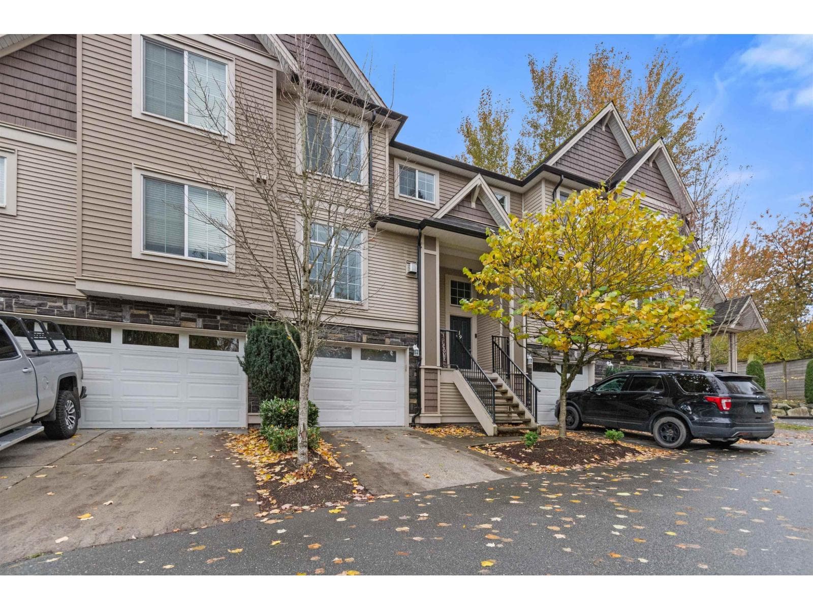 3 bed 3 bath single family at 18 46832 HUDSON ROAD, Promontory — $569,900