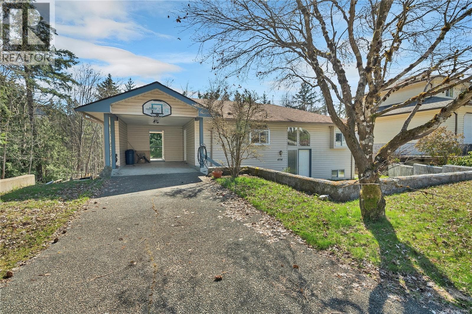 4 bed 1 bath single family at 404 Donner Dr — $399,900