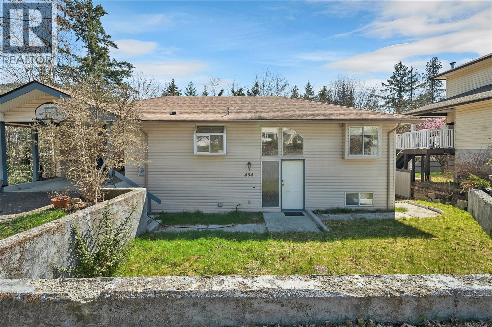 404 Donner Dr photo 4