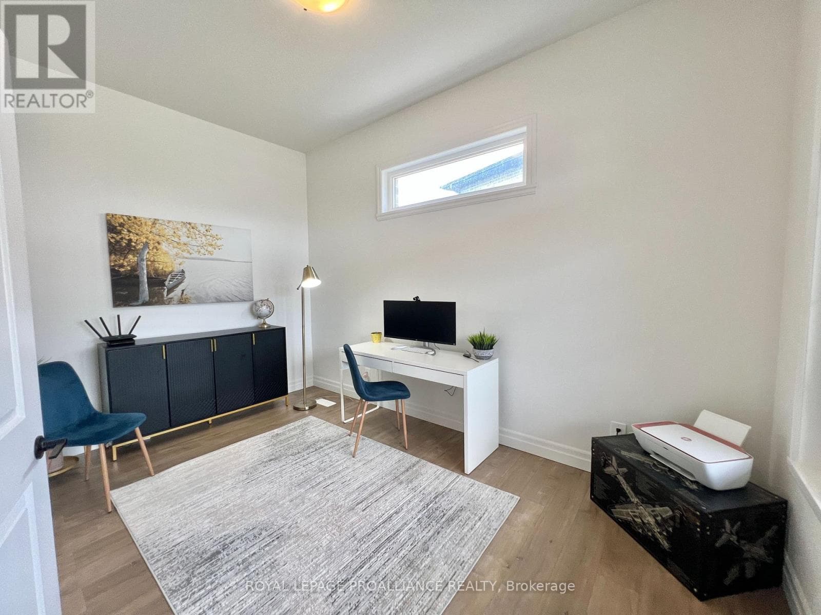 55 LANARK DRIVE photo 4