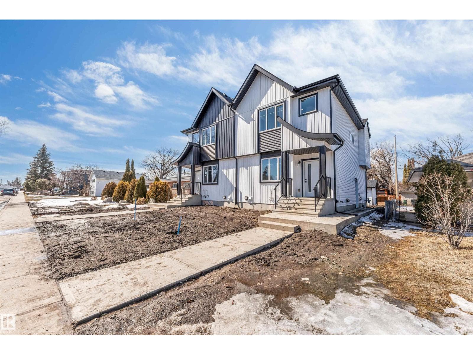 10964 157 ST NW photo 3