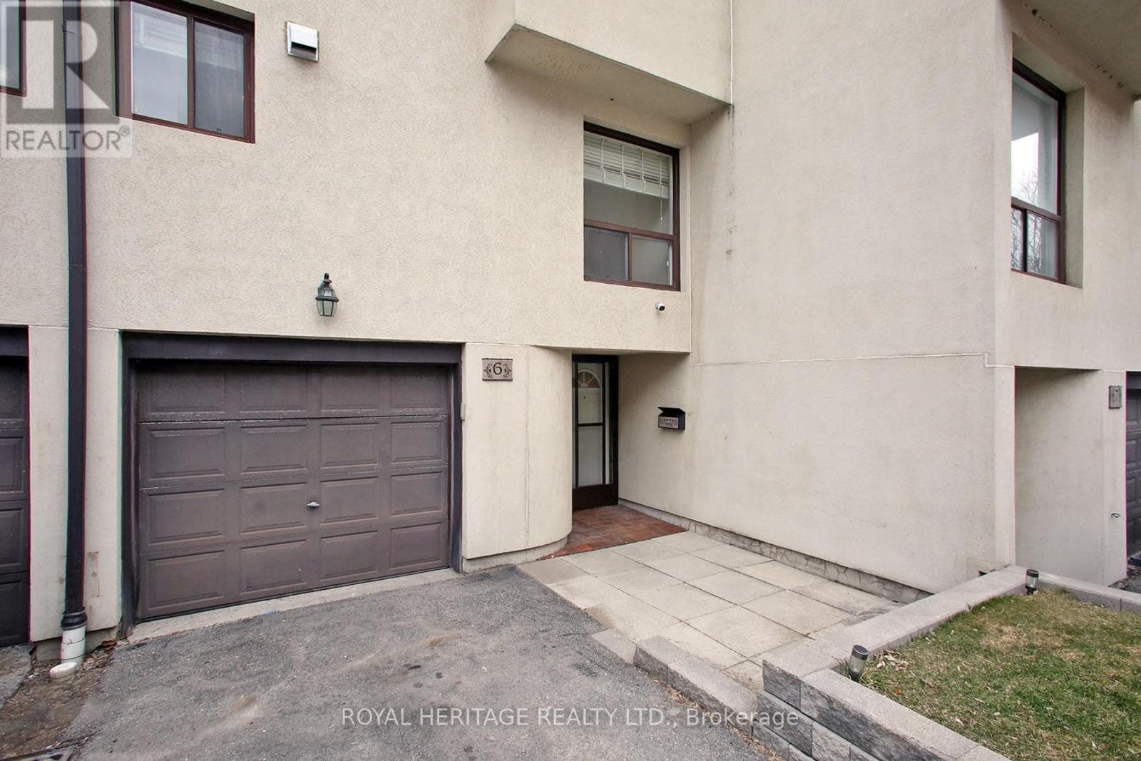 6 - 24 REID DRIVE photo 2