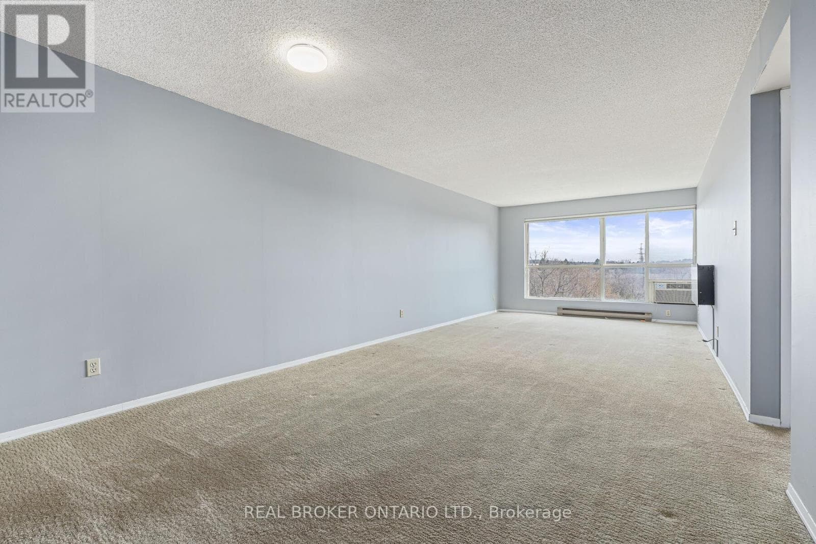 606 - 358 WATERLOO AVENUE photo 4