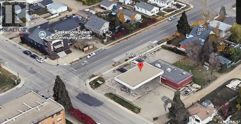 retail at 302 W AVENUE S — $1,200,000