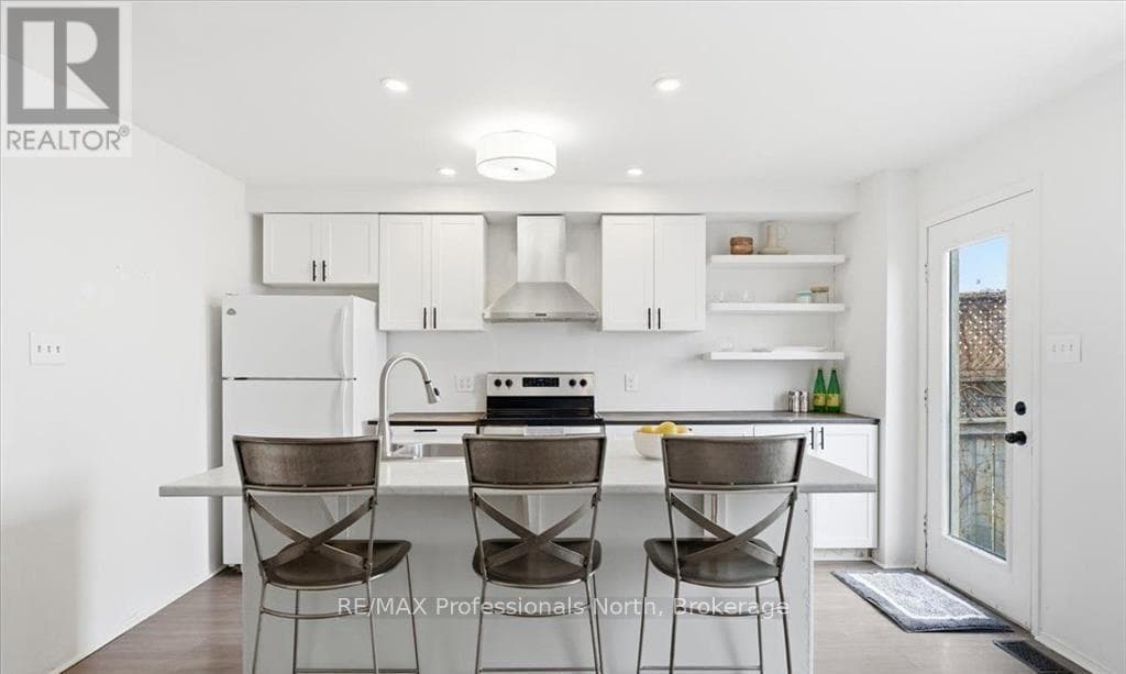 98 ROXTON ROAD photo 2