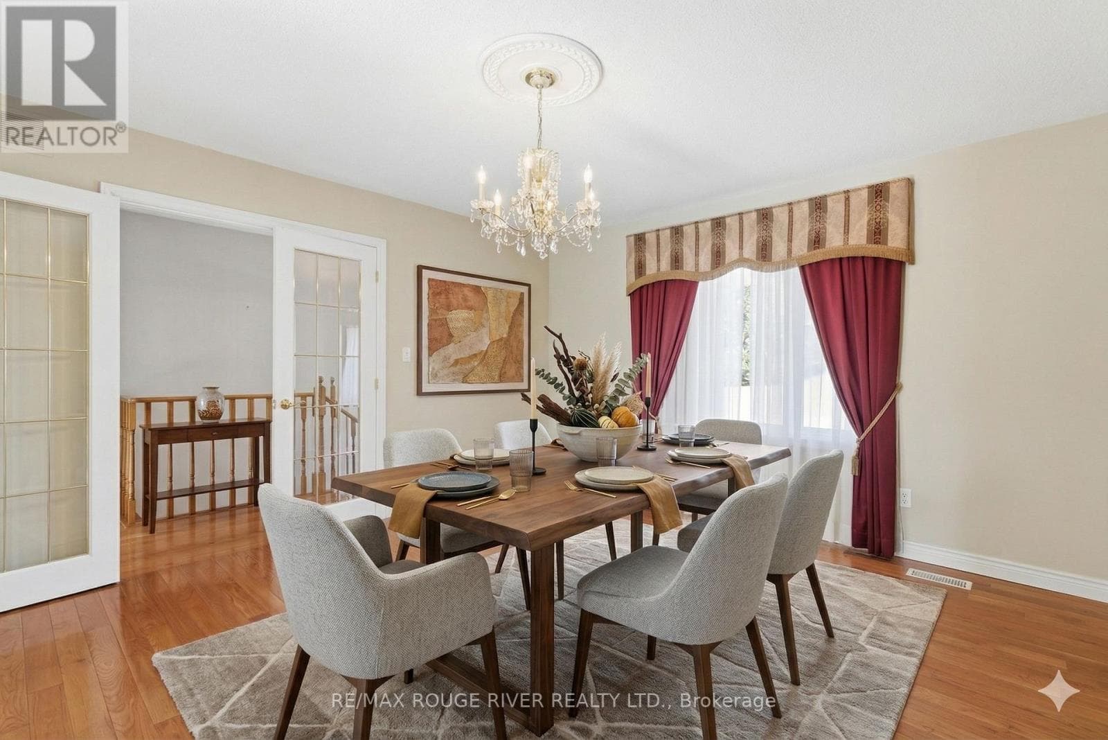 22810 SIMCOE STREET photo 12