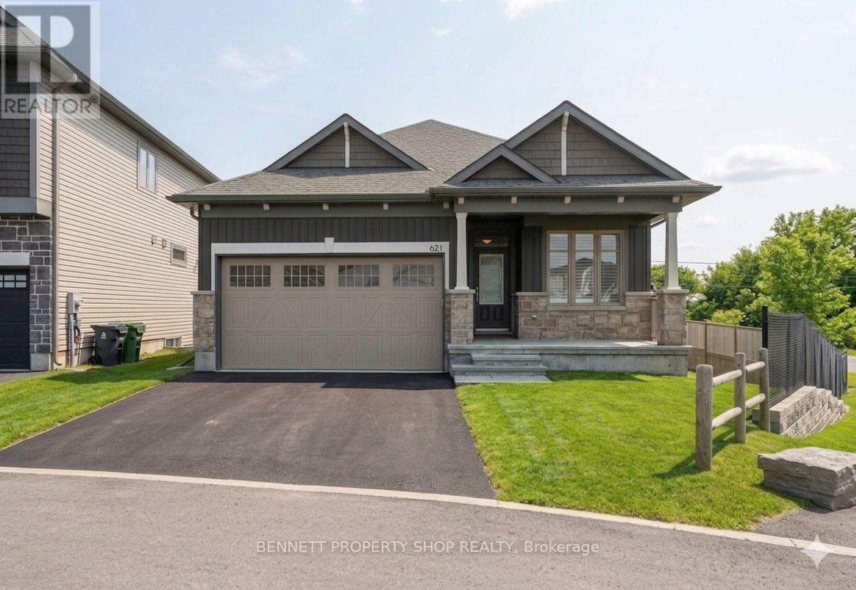 2 bed 2 bath single family at 621 ENCLAVE LANE — $899,900