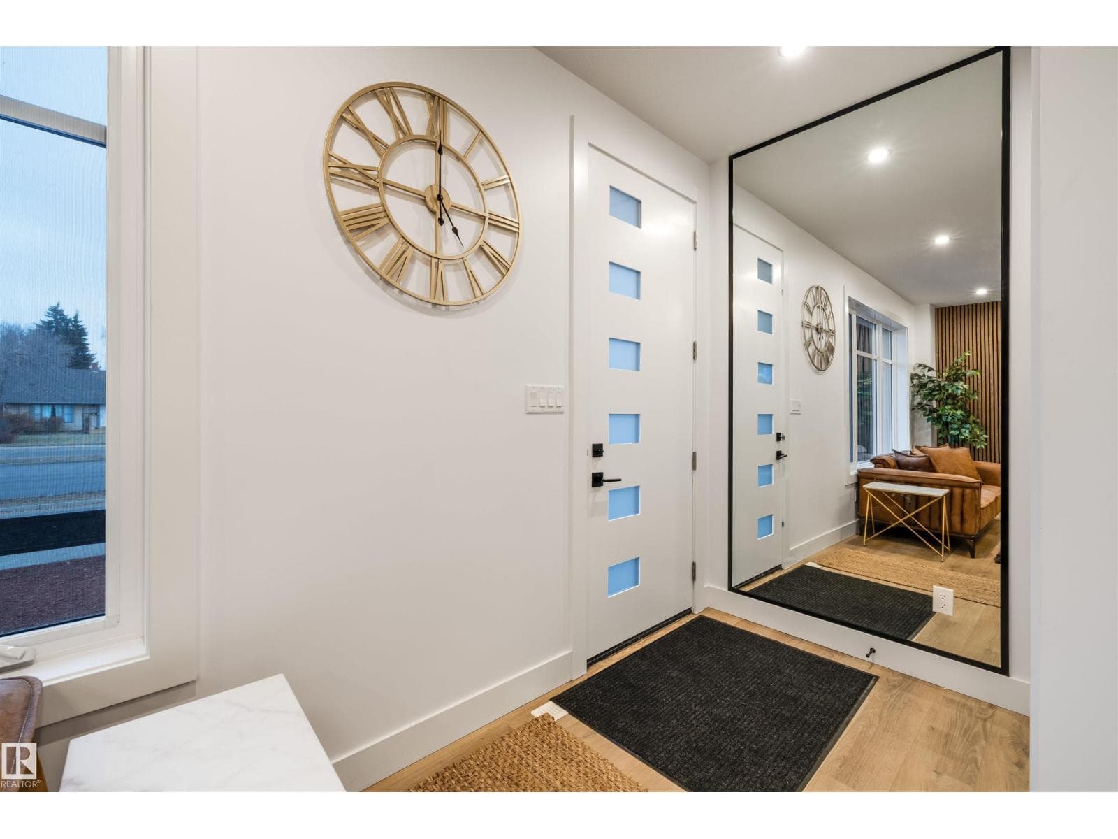 10814 108 ST NW photo 5