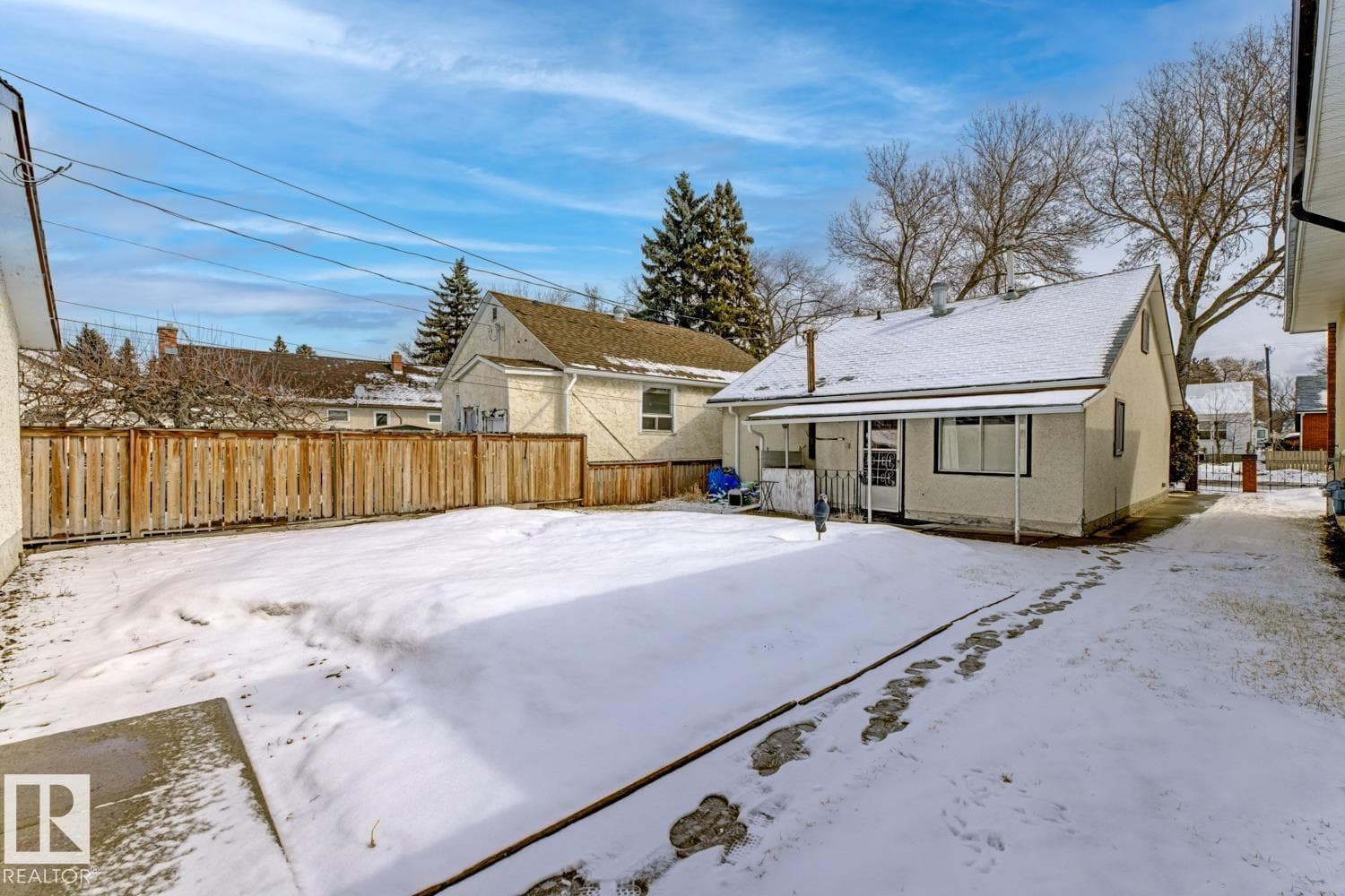 12134 96 ST NW NW photo 5