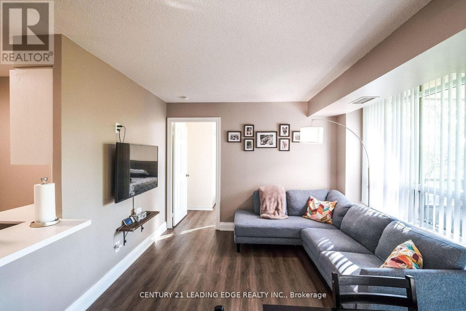 219 - 700 HUMBERWOOD BOULEVARD photo 3