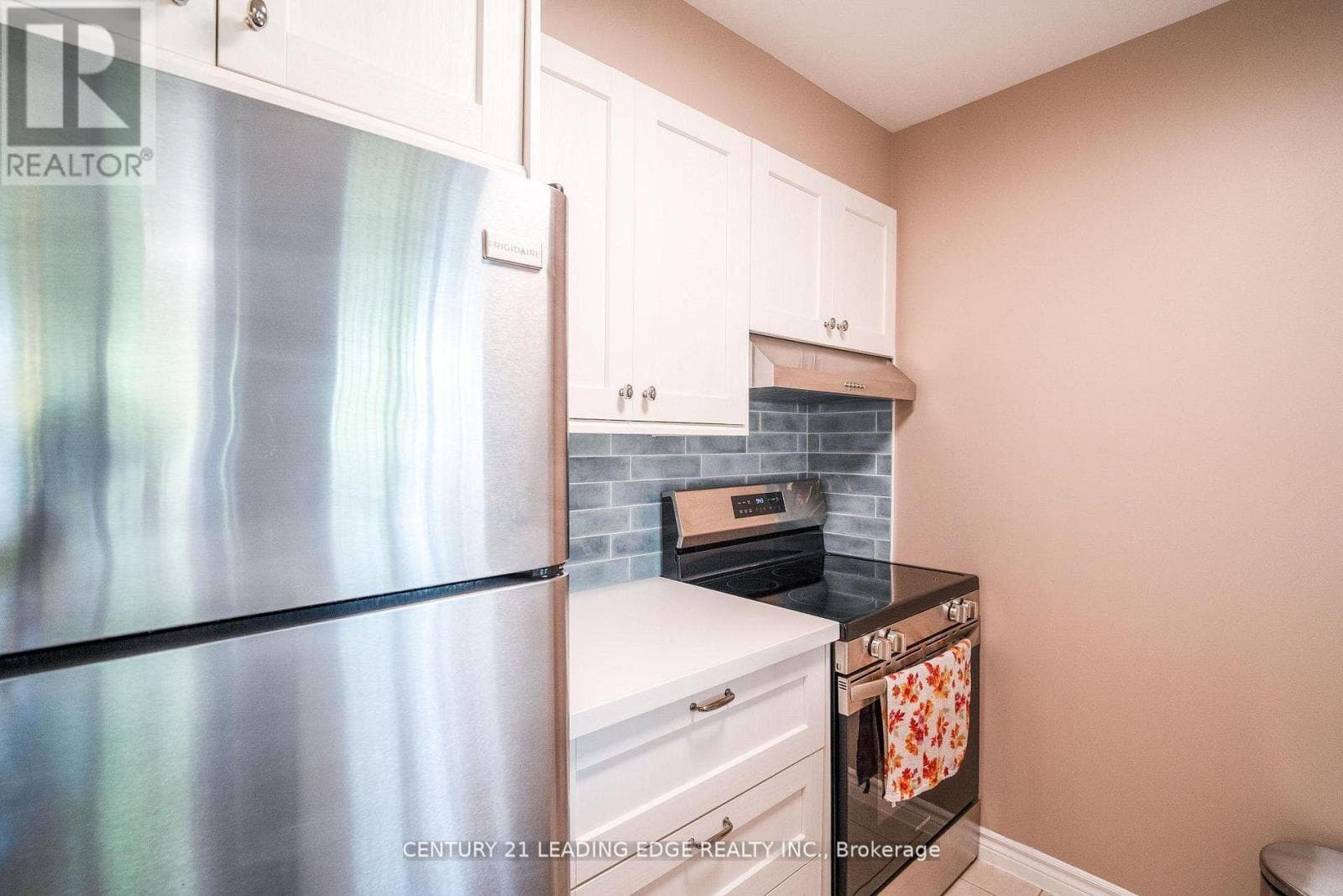 219 - 700 HUMBERWOOD BOULEVARD photo 4