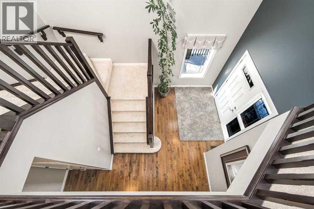 5 Panatella Square NW photo 4