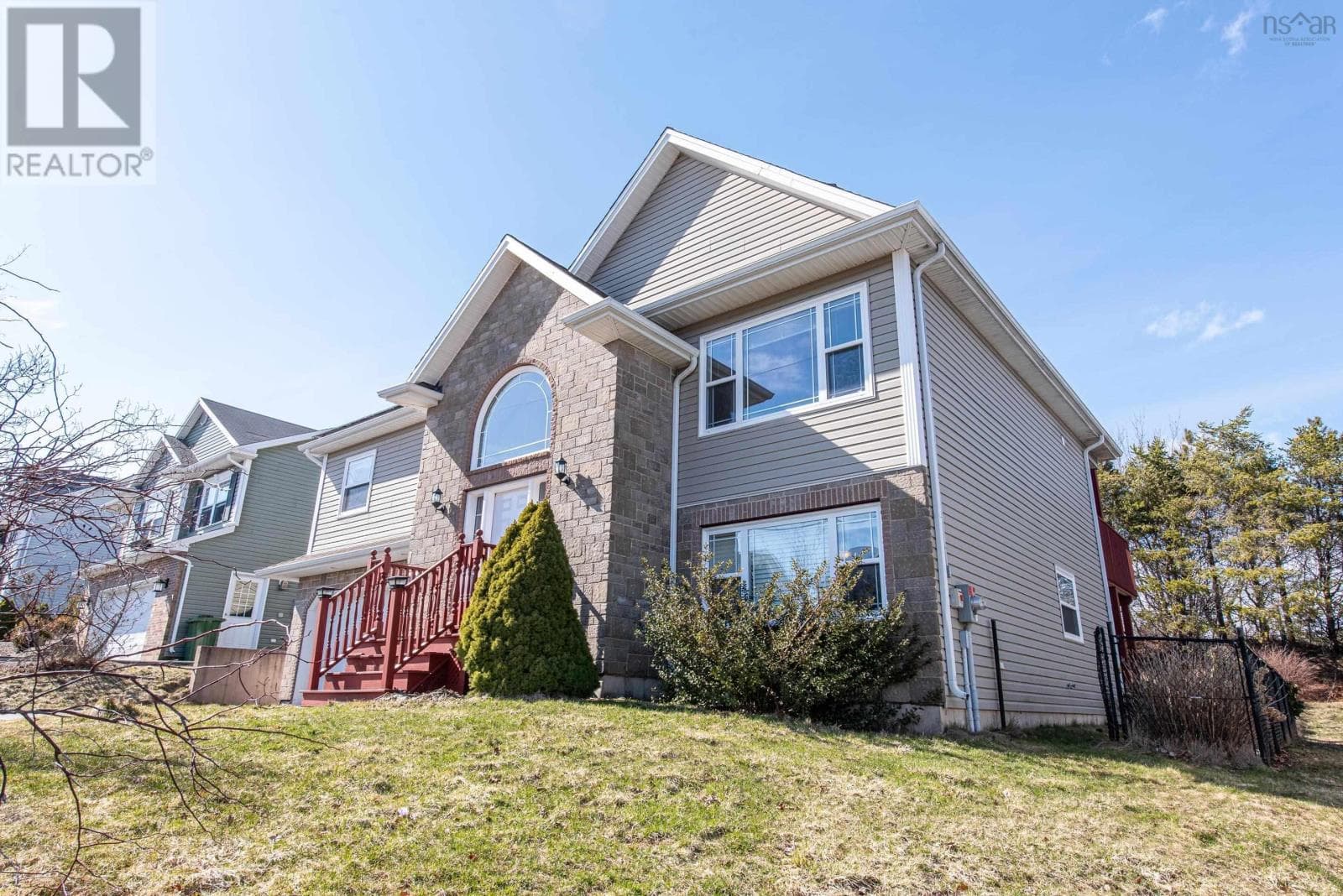 4 bed 3 bath single family at 830 Basinview Drive — $719,000