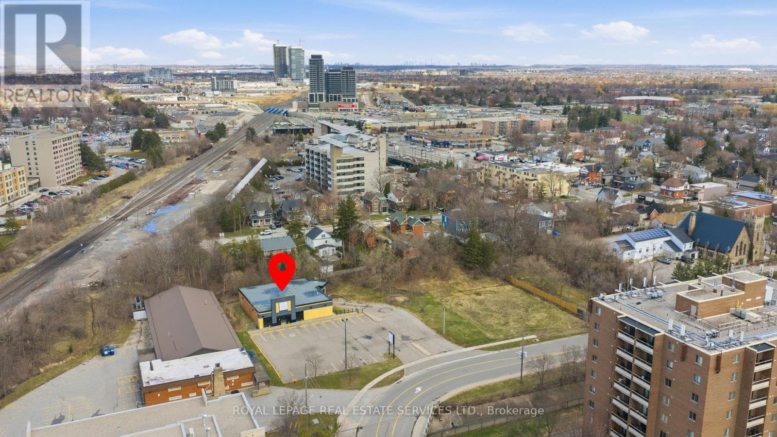 51 MILLSIDE DRIVE photo 4