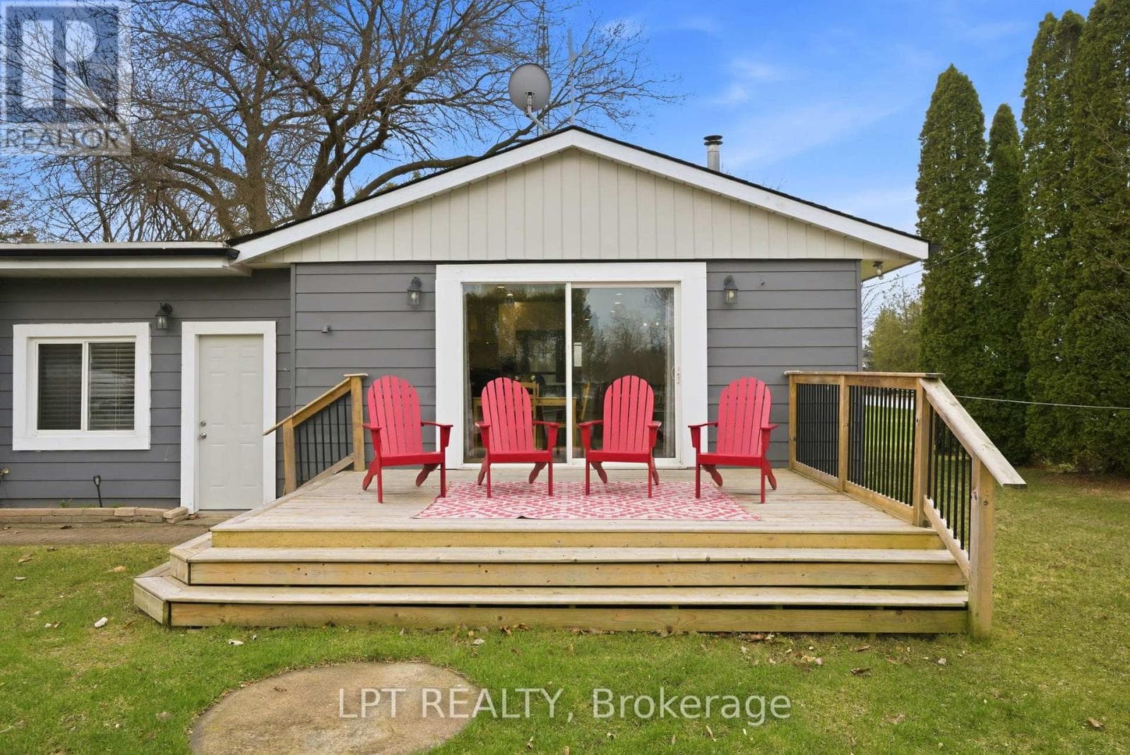 7597 BIDDULPH STREET photo 5
