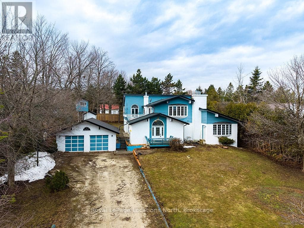5 bed 3 bath single family at 252 SWISS MEADOWS BOULEVARD — $1,150,000