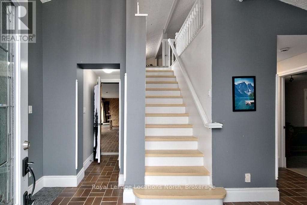 252 SWISS MEADOWS BOULEVARD photo 3